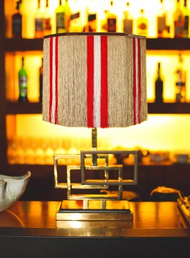 Abażur Abby z długich frędzli, złoto - czerwień