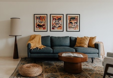 Jak dobrać abażur do lampy stojącej, aby pasował do stylu wnętrza?